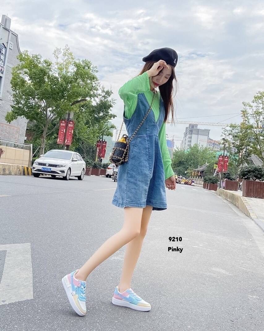 พร้อมส่ง ผ้าใบไนกี้ 9210 งานน่ารัก หวานๆ ผลิตด้วย pu ด้านในนิ่ม มี accessories ให้ตกแต่งได้ตามใจ งานน่ารักแบบนี้ไม่มีไม่ได้แล้วน้าา