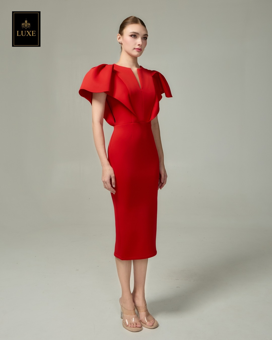 เดรสแฟชั่น เดรสเสื้อคอกลมผ่าหน้า แขนระบาย กระโปรงทรงสอบ