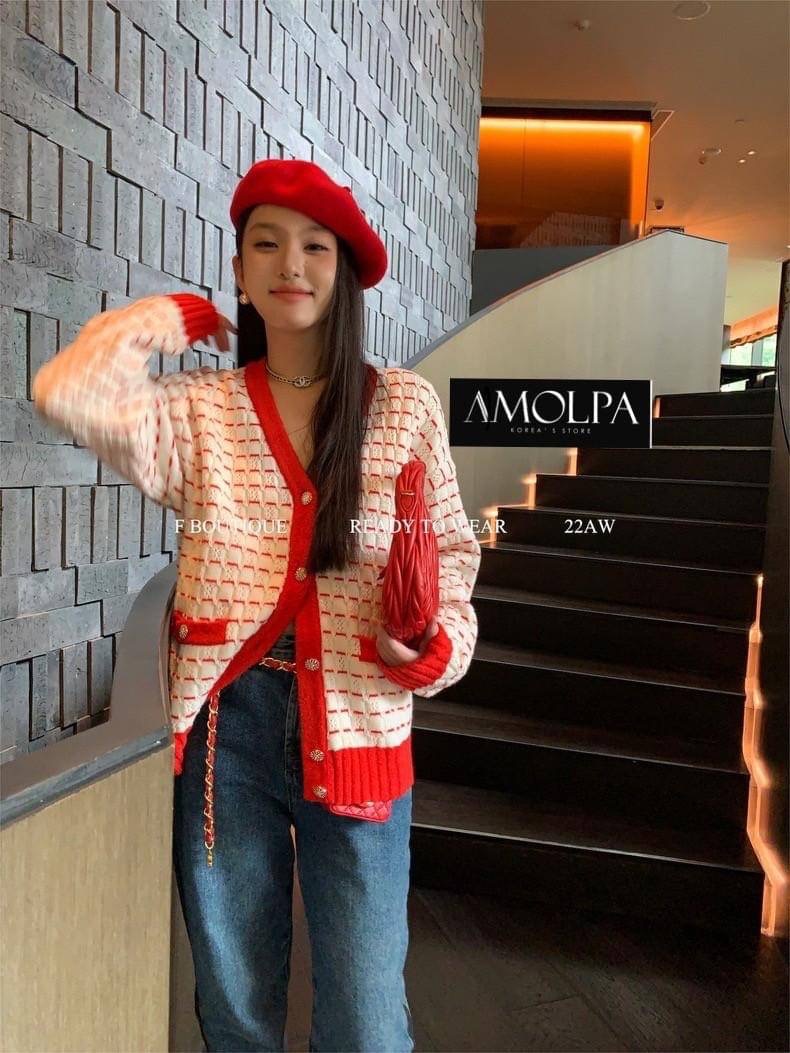 CARDIGANS CHANEL KNIT SS22 งานสวยยยยยสุดดด ปังงง ชนช๊อป สวยจี๊ดดดด .... พร้อมส่ง!! CARDIGANS CHANEL KNIT 2022SS เนื้อผ้าดีม๊ากกกก ผ้าใส่สบายมากกกก ห้ามพลาดเลยนะคะ ใส่สบายสุดๆ !! งานสวยงานดีต้องแบรนด์AMOLPA เท่านั้น !!