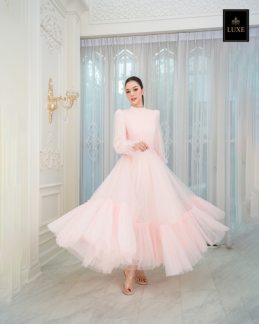 เดรสแฟชั่น แม็กซี่เดรสเสื้อคอปีนแขนยาว กระโปรงบานต่อชายรูดระบายรอบตัว