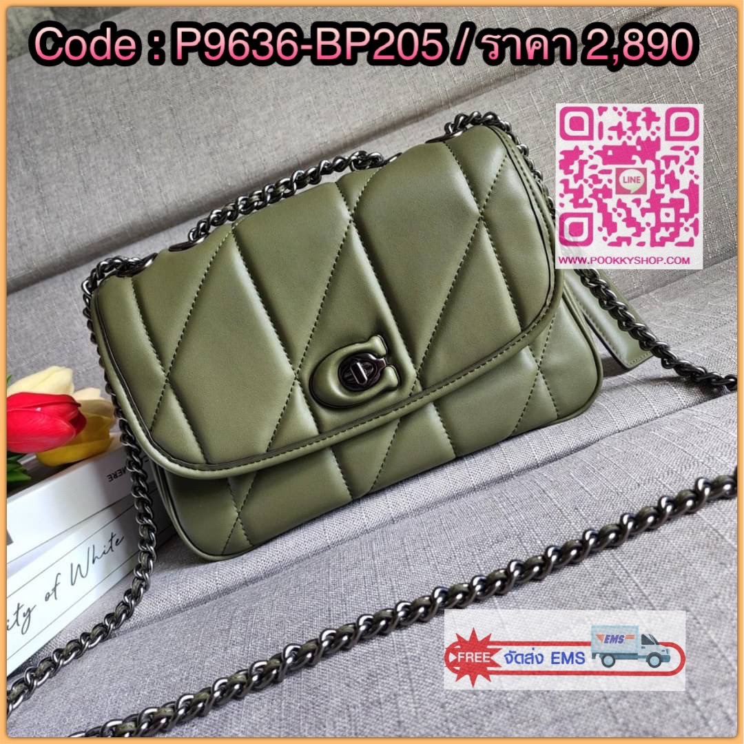 COACH Pillow Madison Shoulder Bag With Quilting (COACH C8560) สวยหรูมงลงมากแม๊ กระเป๋าสะพายข้าง คอสบอดี้ หรือสะพายไหล่คู่ สายโซ่สวยหรู วัสดุหนังแท้นิ่มมือ สัมผัสแล้วรับรองหลงเลยคะ ตัวล็อคแบบ Turnlock มีซับในผ้า ภายในช่องโล่ง มีช่องซิปแยก ด้านหลังกระเป๋ามี