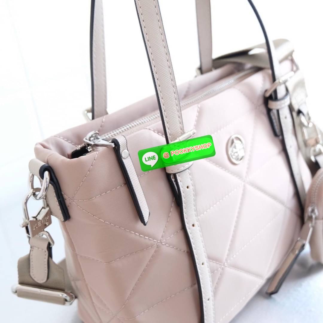 👑รุ่นขายดีล่าสุด กระเป๋า รุ่น COZY ทรง 𝗦𝗛𝗢𝗣𝗣𝗜𝗡𝗚 𝗕𝗔𝗚 size M (กลาง) ที่ผลิตจากวัสดุ Signature ของทางแบรนด์ 𝗡𝗬𝗟𝗢𝗡 𝗡