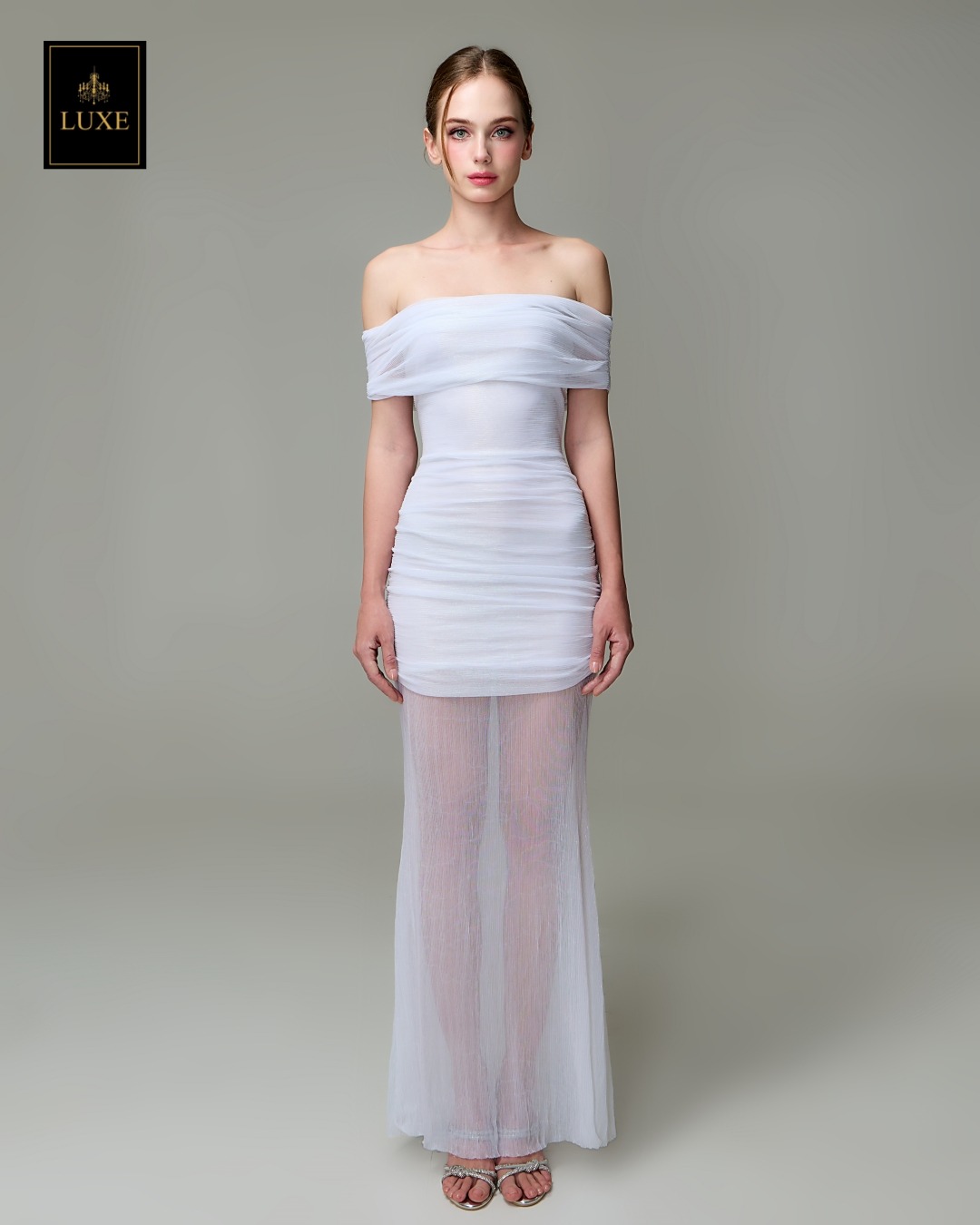 เดรสแฟชั่น แม็กซี่เดรสเปิดไหล่ กระโปรงยาว