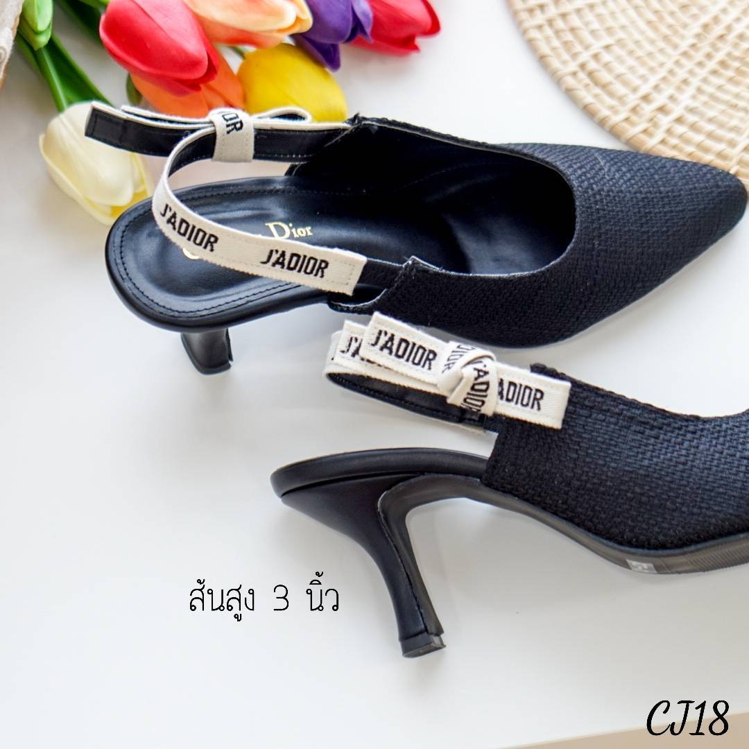พร้อมส่ง แบบมาใหม่ งานชนช้อปเลย รองเท้าคัทชูส้นสูง3นิ้ว ทรงหัวแหลม งานรัดส้นหลัง ตามต้นฉบับแบรนด์ ตกแต่งด้วยโบว์ด้านข้าง งานทรงสวย เก็บหน้าเท้าดี งานนิ่ม ใส่สบายจ้า