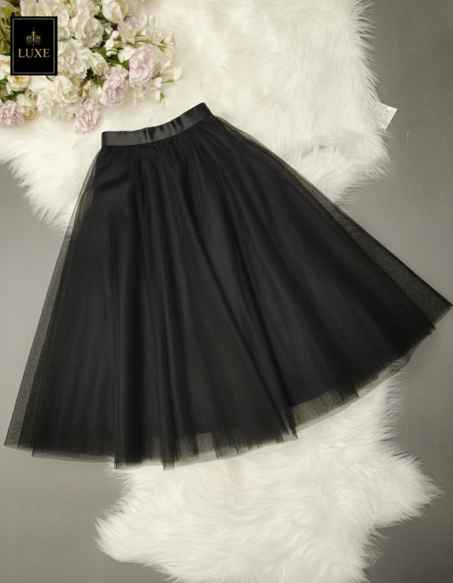 กระโปรงแฟชั่น กระโปรงบานทรงวงกลม ด้านในมีโครงช่วยให้กระโปรงบานสวย