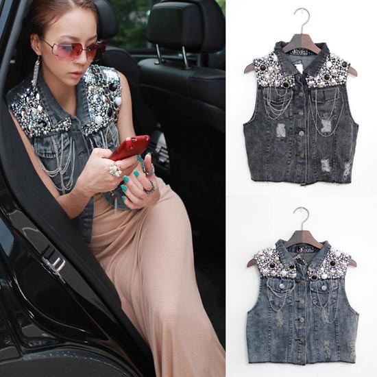 เสื้อผ้าแฟชั่นนำเข้า : เสื้อกั๊กยีนส์ พร้อมส่ง มีปก ปักมุกช่วงบน ด้านหลังแต่งเลื่อม สียีนส์