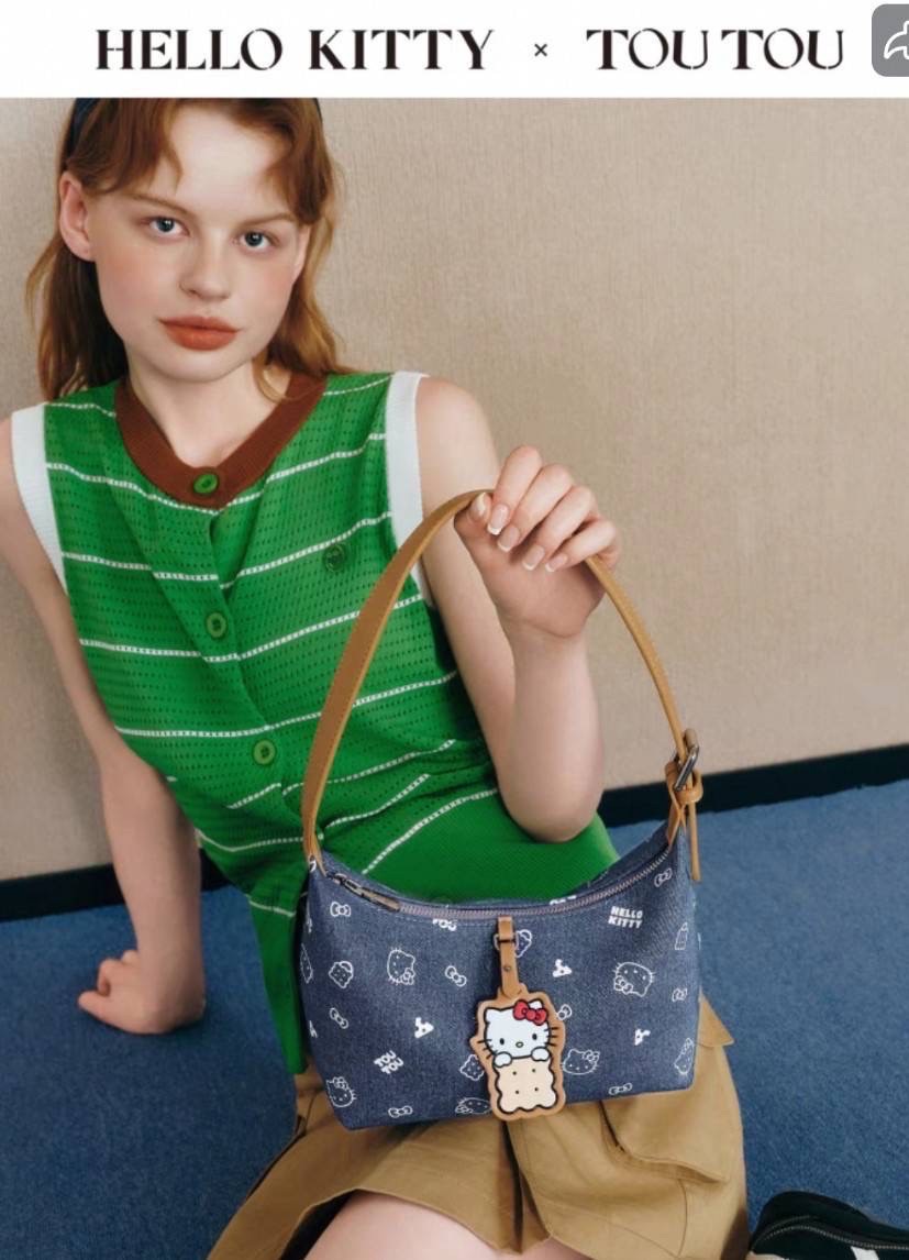 กระเป๋า kitty น่ารักมาก สาวกคิตตี้ห้ามพลาดเลย งานเกรดพรีเมี่ยมสุดๆ