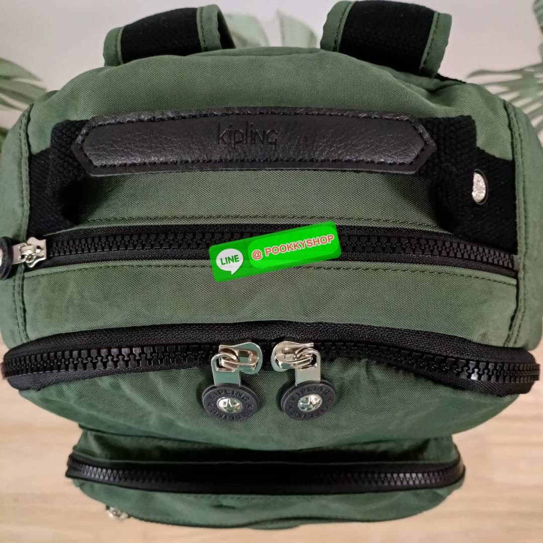 KIPLING Seoul Large 15" Laptop Backpack กระเป๋าเป้สะพายหลัง วัสดุด้านนอก Nylon ซับใน Polyester รุ่นใหม่เหมาะสำหรับเดินทางระยะสั้น จะซื้อใช้เองหรือมอบเป็นของขวัญก็สวยถูกใจผู้รับค่ะ💖
