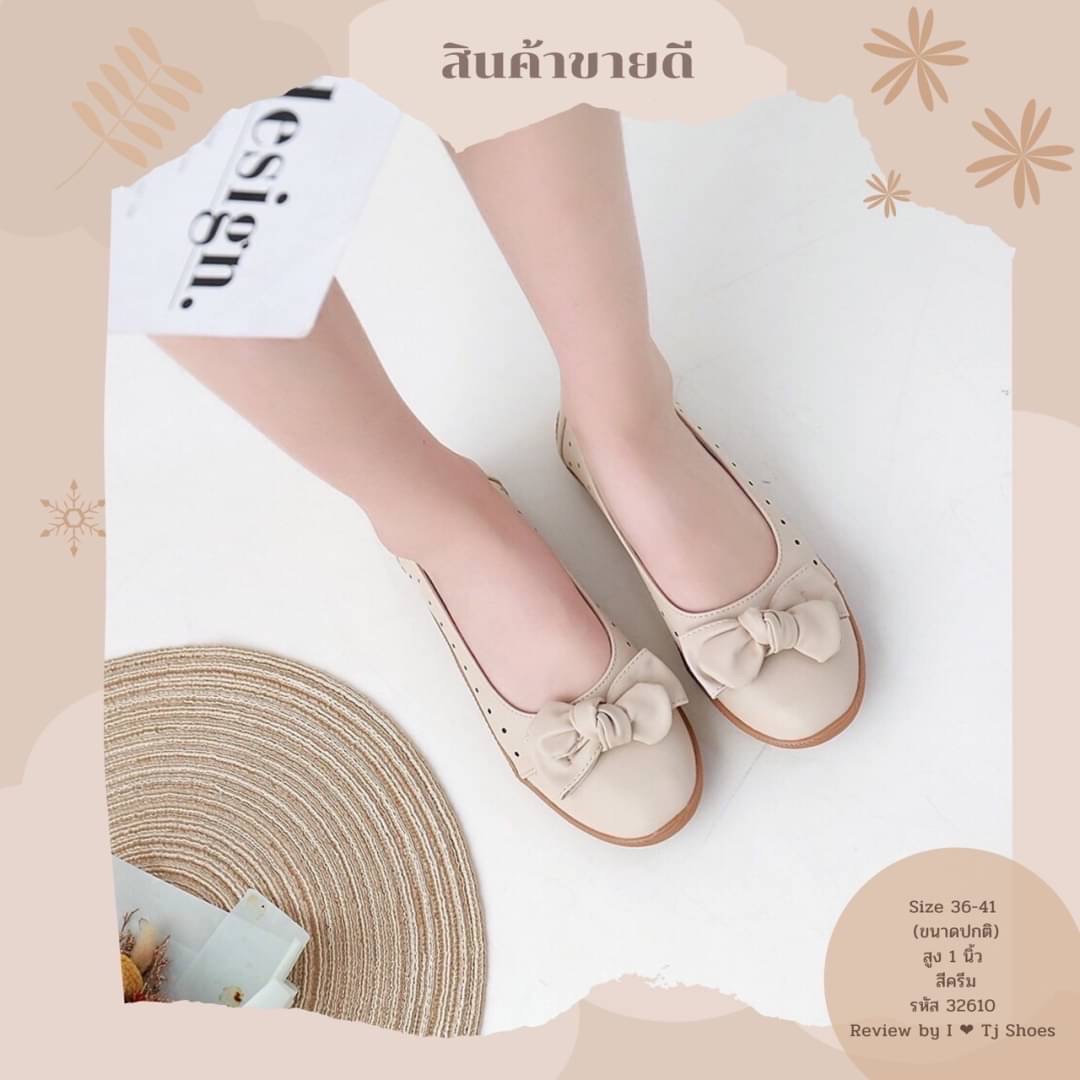พร้อมส่งรองเท้าเพื่อสุขภาพ ที่ทั่งเกร๋ทั้งน่ารักสุดๆ รองเท้ารุ่นนี้เป็นงานสั่งทำพิเศษ หนังนิ้มนิ่ม ประดับโบว์น่ารักๆ มีรูระบายอากาศใส่แล้วเท้าไม่อับ น้ำหนักเบา ใส่นุ่มเดินทั้งวันได้สบายมากๆ ส้นยางเกรดพรีเมี่ยมอย่างดี แมทกับชุดอะไรก็เกร๋ เป็นรุ่นแนะนำ ซื้อ