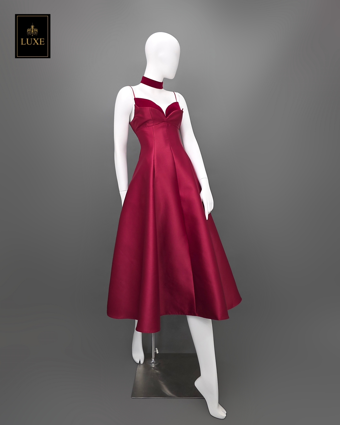 เดรสแฟชั่น เดรสเสื้อสายเดี่ยว ดีเทลหน้าอกโค้ง ซ้อน2เลเยอร์ กระโปรงบานทรงวงกลม