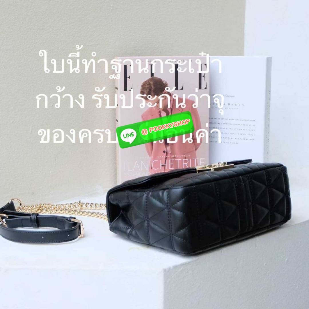 รุ่นขายดีเข้าเพิ่ม สำหรับ KEEP รุ่น ‘ Squash ‘ (( classic size 10” )) ตัวกระเป๋าหนังตัวใหม่ Microfiber ลายหนังสวยมากๆคะ การตัดเย็บประณีตทุกช่อง ทำลายออกมานิ่ม ตึง ตัดกับอะไหล่ทองยิ่งเพิ่มความ Classy ไปอีก