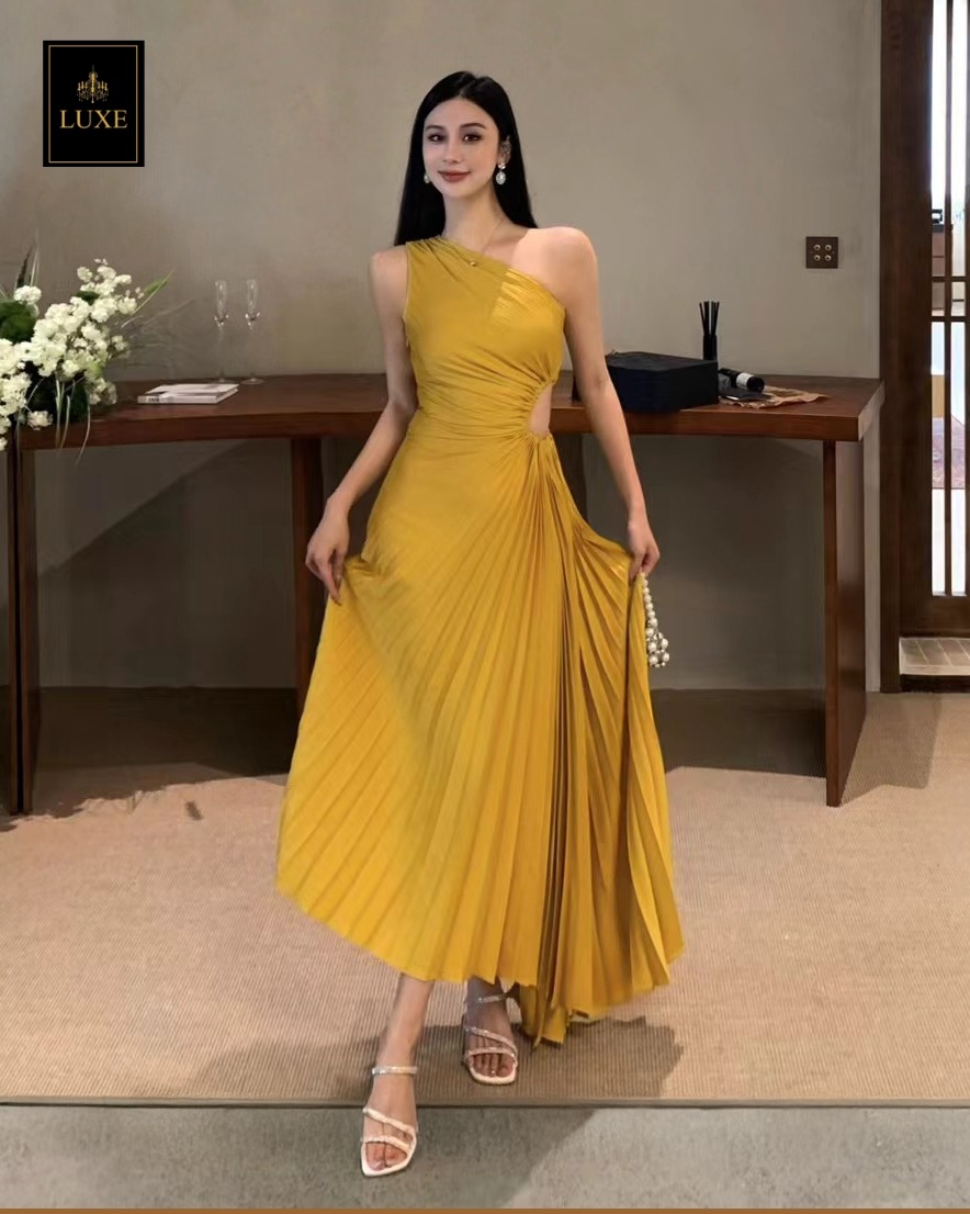 เดรสแฟชั่น เดรสเสื้อไหล่เดียว กระโปรงยาวชายเฉลียง อัดพลีททั้งตัว