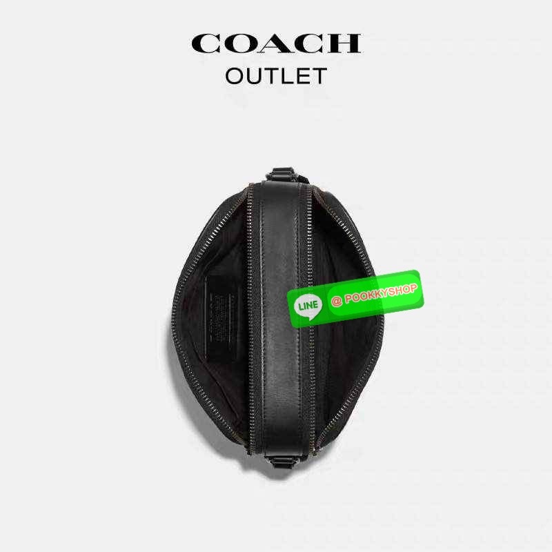 กระเป๋าสะพายข้างผู้ชาย COACH Graham Crossbody In Blocked Signature C9965 กระเป๋าผ้าเคลือบซิกเนเจอร์และหนังอย่างดี ภายในกระเป๋าเอนกประสงค์ ปิดซิปคู่ ซับในผ้า กระเป๋าสลิปด้านนอก สายปรับได้ยาว 25 นิ้ว สำหรับสะพายไหล่หรือสะพายข้าง