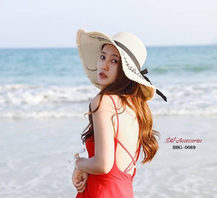 สินค้าพร้อมส่ง หมวกสานปีกกว้างปัก Hello Sunshine พับได้คืนรูปได้ดี ถูกน้ำได้ สวย ถ่ายรูปมากเริ่ดสุดๆจ้า