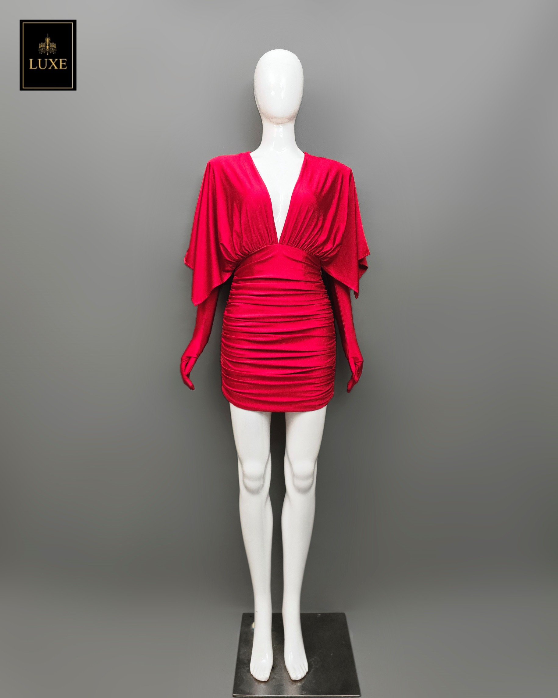 เดรสแฟชั่น เดรสกระโปรงเข้ารูป เสื้อคอวีแขนในตัว มาพร้อมถุงมือยาว