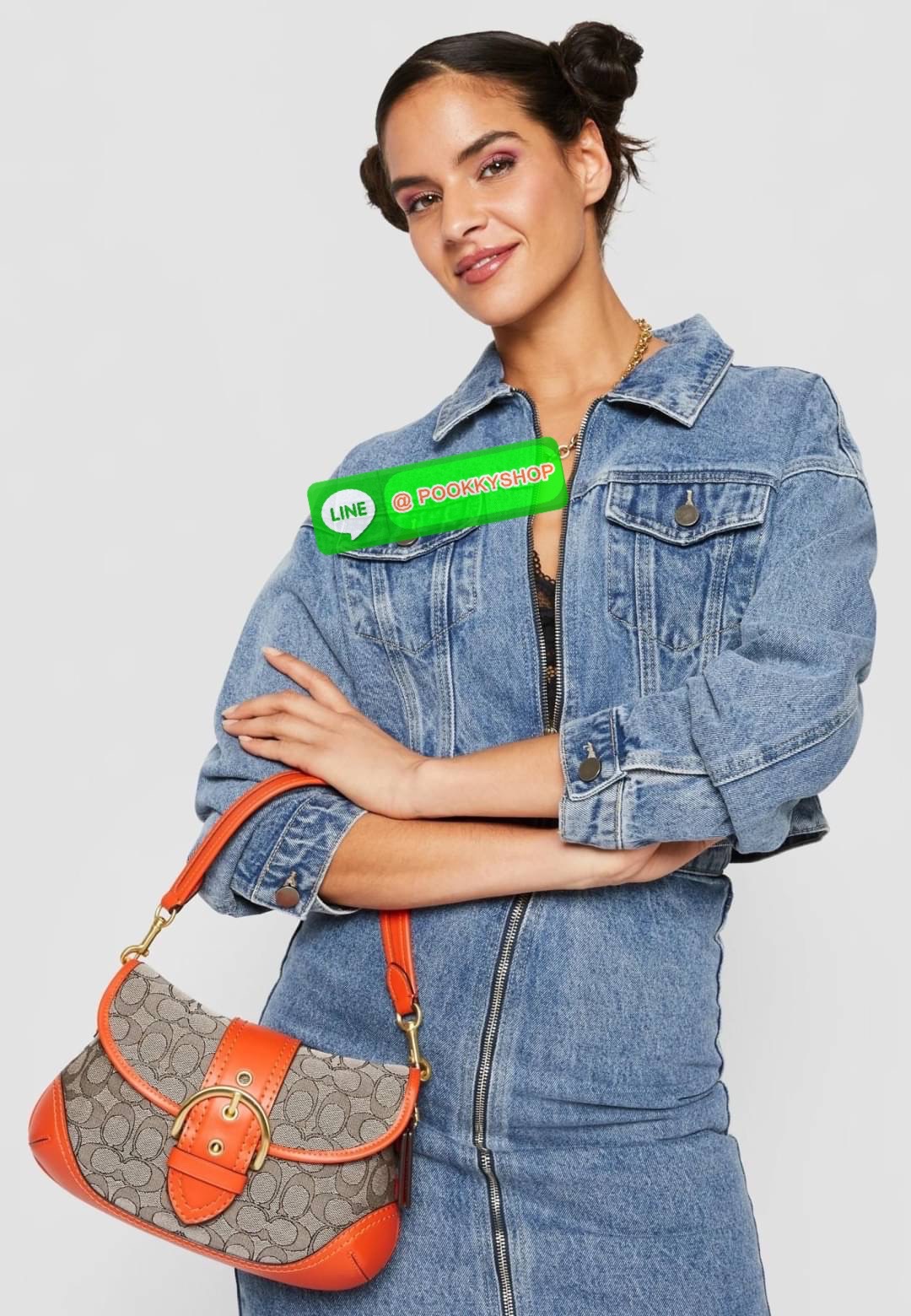 🌟NEW ARRIVAL! วินเทจสุดๆ ใช้กี่ครั้งก็ไม่เบื่อ สวยมากๆค่ะ COACH THE SOHO FLAP LIMITED RE-EDITION!! 💌พร้อมส่ง มาค่าห้ามพลาดคลาสสิค แมทได้กับทุกชุด! 📌รุ่นนี้ต้องมีป้ายแบรนด์Limitedห้อยมาด้วยนะคะ วัสดุJacquard +หนังแท้สวยงาม เปิด-ปิดก