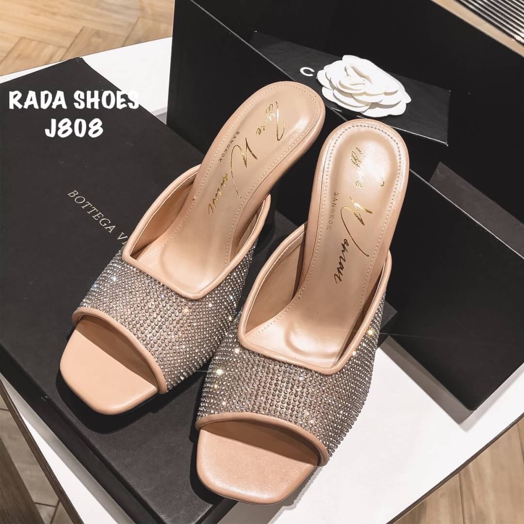 2020 New Shoes ... รองเท้าส้นเข็มวิบวับ พร้อมส่งรองเท้า ... รองเท้าส้นเข็มวิบวับ หน้าเพชร ใส่เซ็กซี่สุดๆ งานส้นเข็มสูง 2 นิ้ว เก็บทรงเท้า ชอบสั่งเลย มาไม่เยอะจ้า