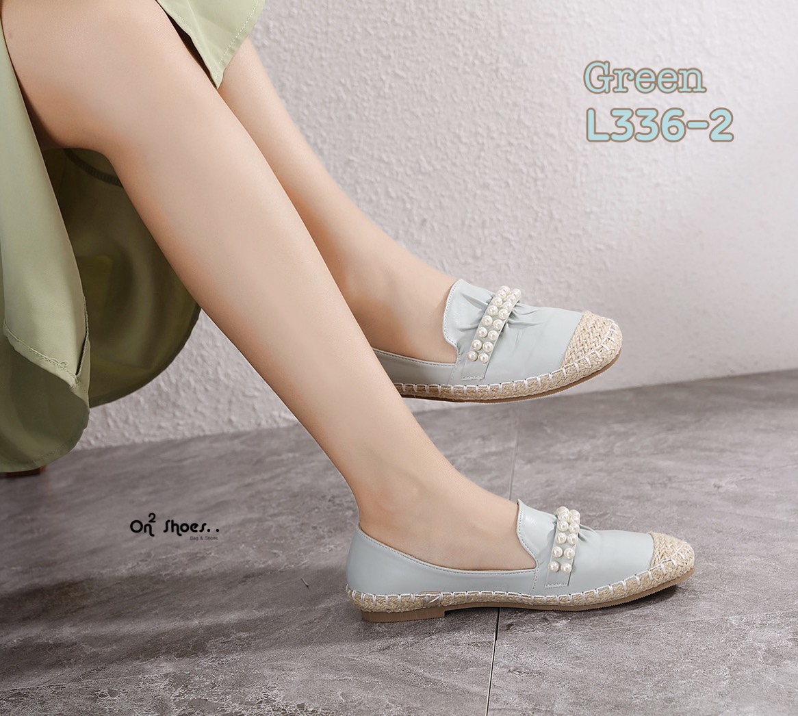 รองเท้าคัชชูหนังทรงEspadrilles แต่งขอบและหัวด้วยปอกระสอบหน้าขับจีบประดับมุกงานสวย ดีเทลน่ารักน่าใส่สินค้าเป็นงานวัสดุเกรดดี งานมีกล่อง