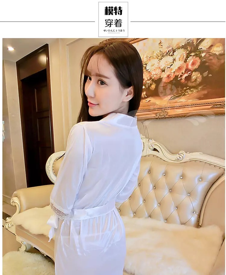 ชุดคลุมเซ็กซี่ ชุดคลุมนอน คลุมอาบน้ำ แต่งลูกไม้ปลายแขน +สายผูกเอว +G-string เข้าชุด