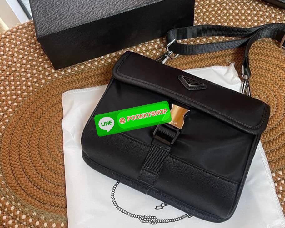Prada logo-plaque smartphone holder 7”