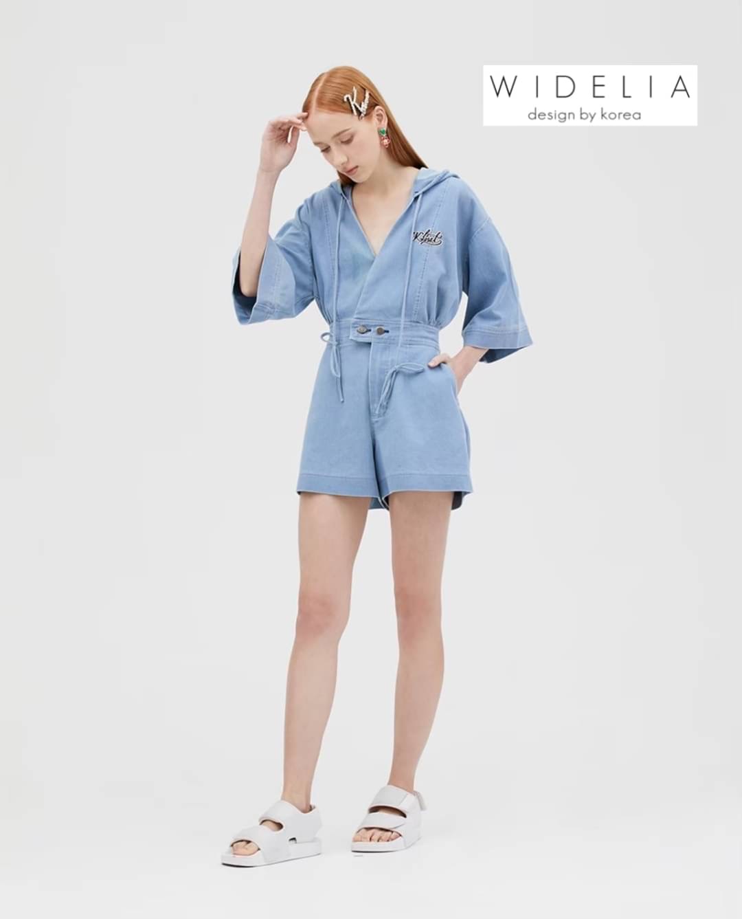 Jumpsuit>>งานดีขนาดนี้ไม่จัดไม่ได้แย้วววว ความสวยเราจัด เต็ม 💯 จั๊มยีนขาสั้นคอวีแต่งฮูดสวยแขนสั้นน่ารักสุดอ่ะ ตัวจั๊มติดกระดุมช่วงเอวเข้ารูปกระเป๋าสองข้าง หลังสม๊อคยีอได้จ้า คัตติ้งเป๊ะ บอกเลยมันสุดยอดจริงๆ ใส่เที่ยวถ่ายรูป รับรองน่ารักใช่ย่