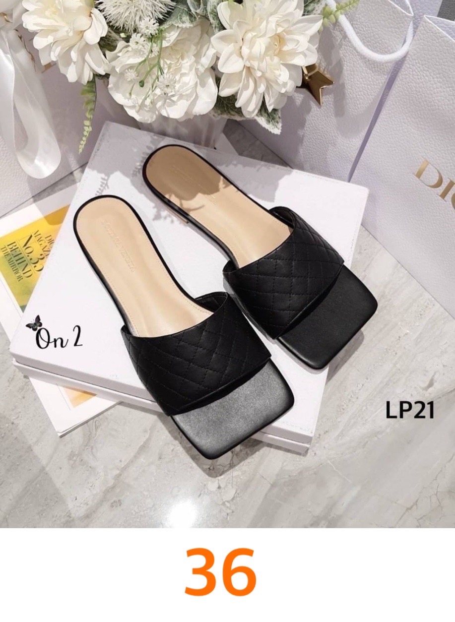 SALE ลดกระหน่ำเคลียร์สต๊อก 350 ส่งฟรี ems เลยจ้า สินค้าใหม่ไม่มีตำหนิ