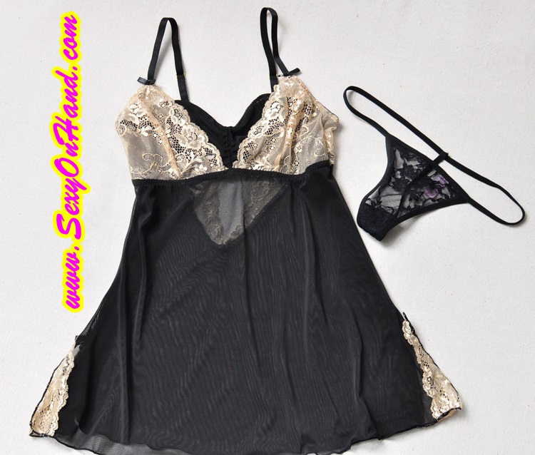 ชุดนอนเซ็กซี่ ชุดนอนซีทรู สายเดี่ยวสีดำ แต่งลูกไม้ สีทองเกรดหรูช่วงอก และด้านหลัง เนื้อผ้าสวยหรูทิ้งตัว งานเกรดพรีเมี่ยมคะ