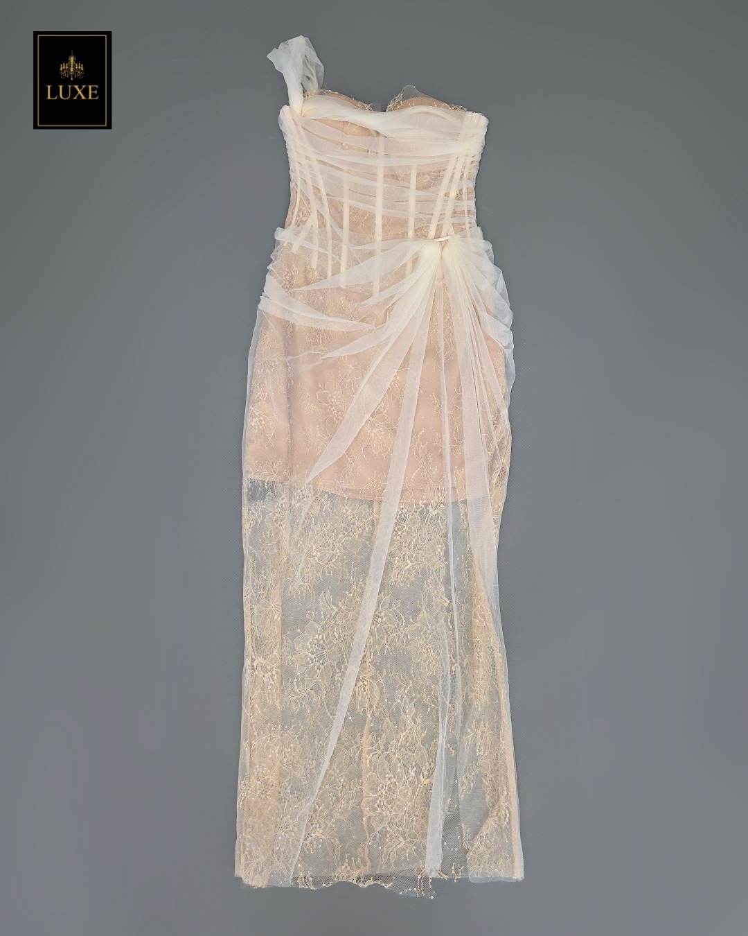 เดรสแฟชั่น เดรสเสื้อเกาะอก มีโครงแบบคอร์เซ็ต