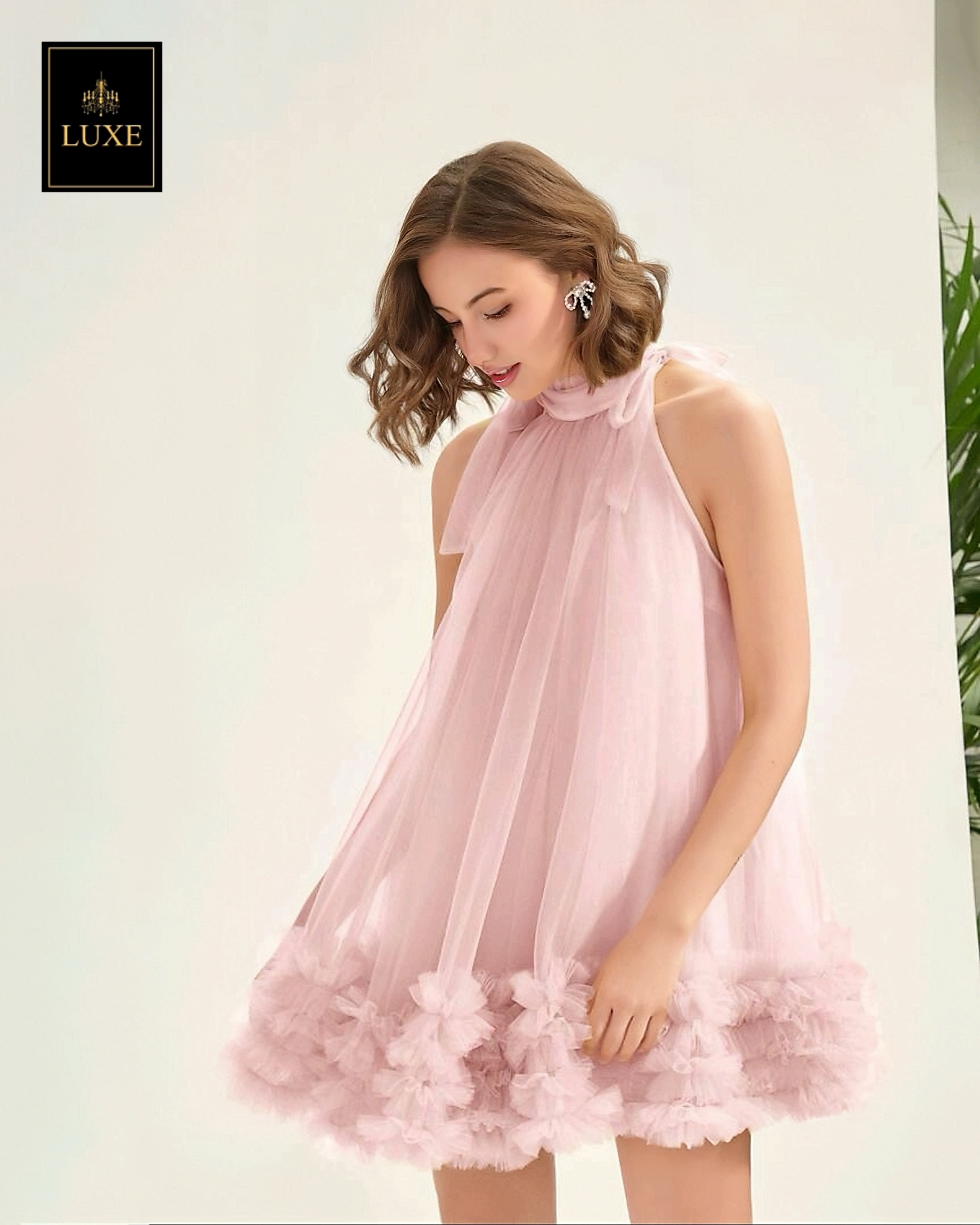 เดรสแฟชั่น เดรสเสื้อคอกลมแขนกุด กระโปรงบานทรงวงกลม