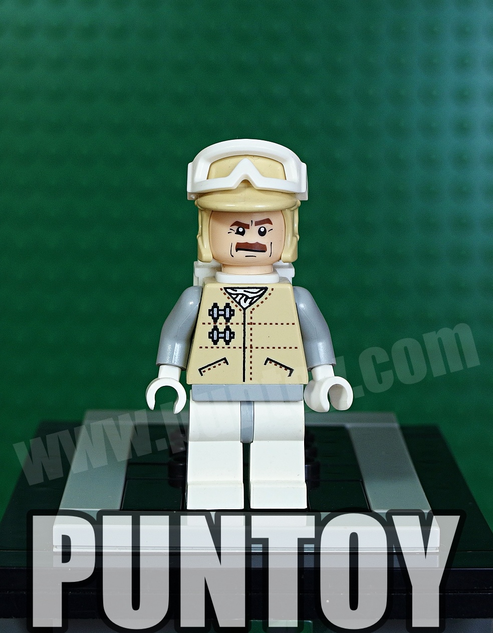 sw0258: Hoth Officer