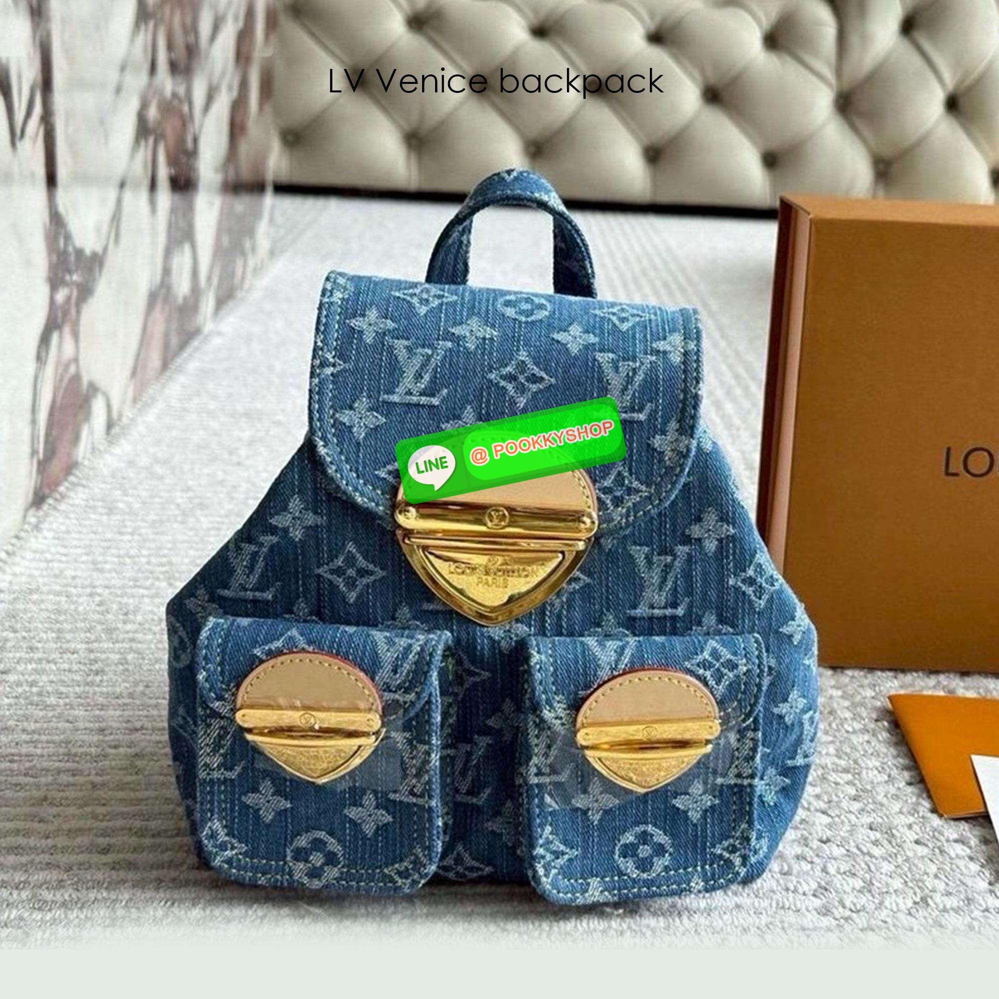 พร้อมส่ง | LV Venice backpack iconic Monogram Denim Washed กระเป๋าดีไซน์เป้สะพายหลัง ใบเล็กน่ารักน่าใช้ งานเดนิมสุดไอคอนิก อีกหนึ่งรุ่น Best seller ที่ต้องมี!! พร้อมสีมาใหม่ที่พลาดไม่ได้!! ขนาดเหมาะกำลังดีกับสาวๆ ที่ไม่ชอบแบกของหนักมาก สวยหรู ภายในโล่งกว้