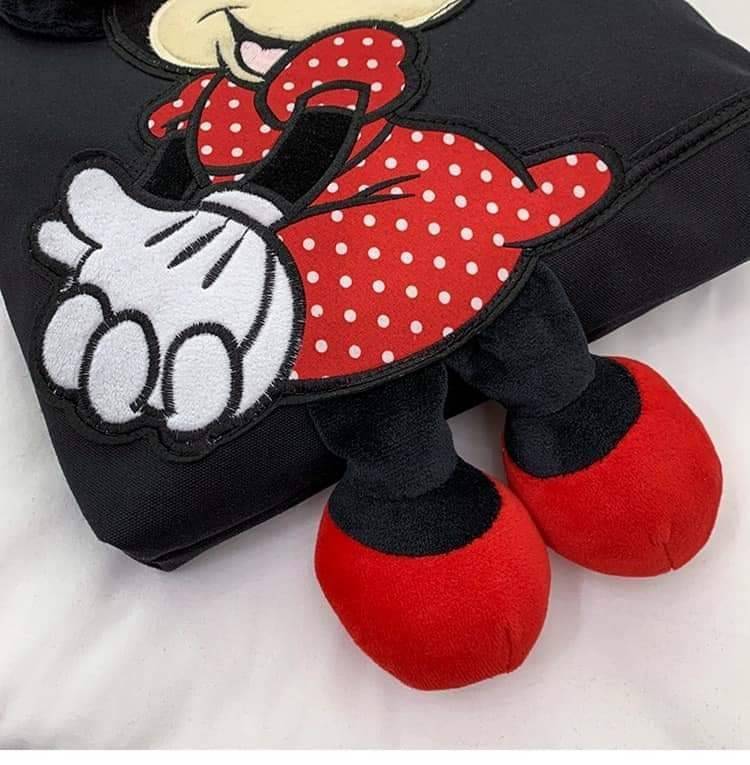 พร้อมส่ง กระเป๋า มิกกี้ มินนี้ น่ารักมากกก กระเป๋าสะพายผ้า ลายมิกกี้เมาว์ & มินนี้เมาท์ สุดน่ารัก ทรงสวย ลายการ์ตูน3มิติสวยหรู ดูแพงมาก น้ำกนักเบา จุของได้เยอะมากๆค่ะ สะพายแบบเก๋ๆ เดินเล่นชิวๆ สาวควรมีติดไว้สักใบนะค่ะ