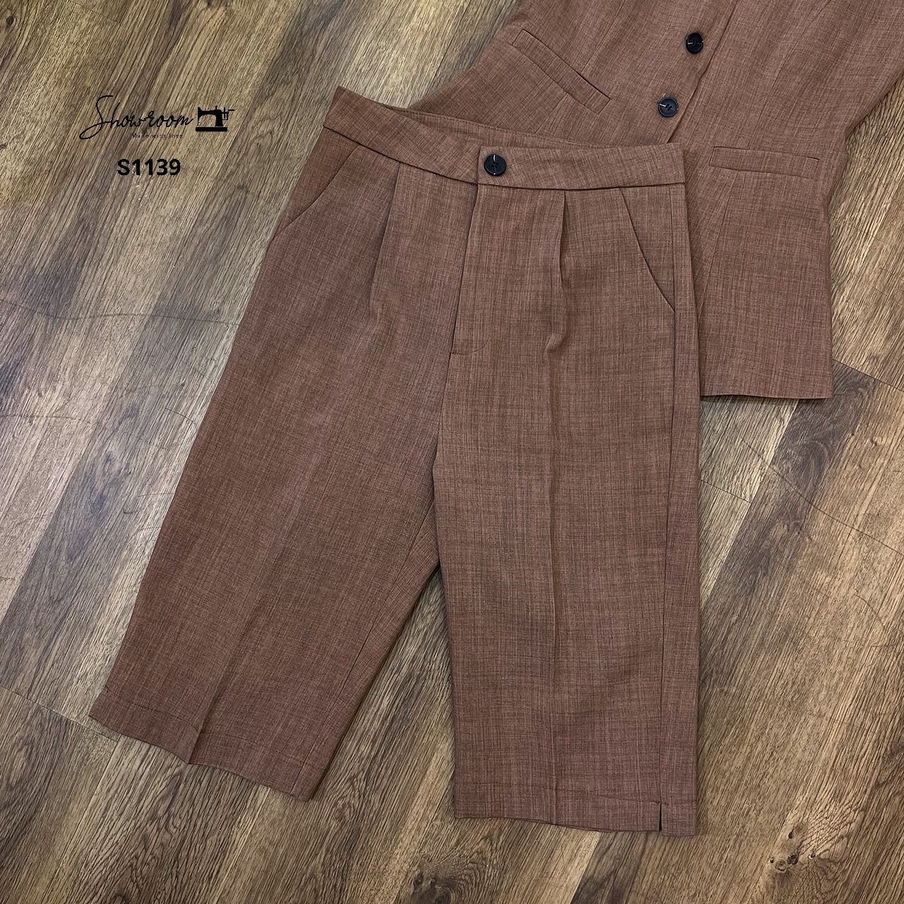 ชุดเซทแฟชั่น เซ็ตนี่คือดีย์ เป็นเซ็ตติดแกรมที่ต้องมีติดตู้นะจ๊ะ