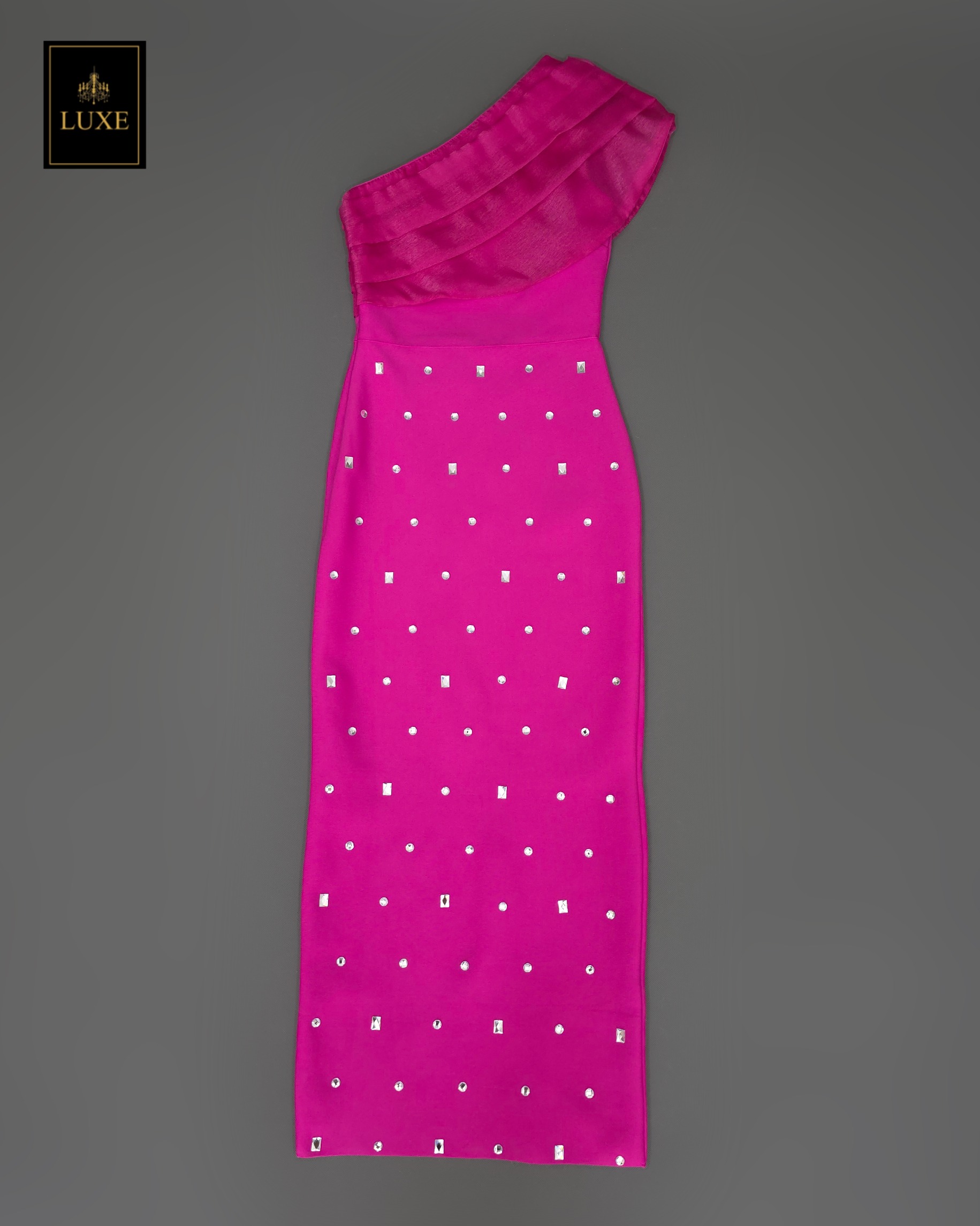 เดรสแฟชั่น เดรสเสื้อไหล่เดียว กระโปรงยาวทรงเข้ารูป