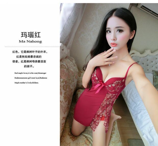 ชุดนอนเซ็กซี่ สายเดี่ยว สีแดงไวน์ แต่งแหวกข้าง แถบลูกไม้ปักสุดเก๋ งานหรู เกรดพรีเมี่ยม (มีดันทรงฟองน้ำด้านใน)+G-string