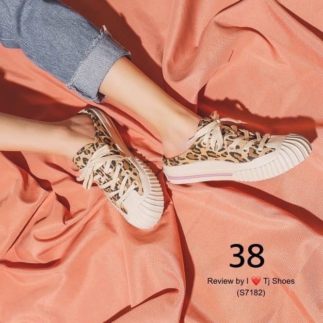 SALE ลดกระหน่ำเคลียร์สต๊อก 350 ส่งฟรี ems เลยจ้า สินค้าใหม่ไม่มีตำหนิ