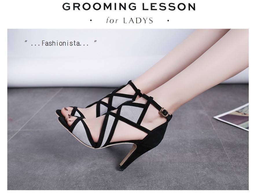 เข้าแล้วค่ะ งาน So Hot ขายดีมาก สวยหรูเซ็กซี่ ใจเต้นรัวๆๆ สินค้าแนะนำ สวยไม่แพ้แบรนด์!! งานหรูหรา คุณภาพเน้นๆ ดีไซน์สวยมากกกก รองเท้าส้นสูง 3.5 นิ้ว วัสดุหนังกำมะหยี่เนื้อคุณภาพดี สวยสะกดทุกสายตา ใส่แล้วช่วยอัพเรียวให้ดูสวยสง่าดูเป็นสาวเซ็กซี่น่าค้นหามากๆ