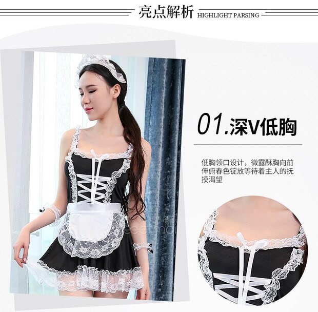 ชุดคอสเพลย์ ชุดแฟนซี สาวใช้เซ็กซี่ ชุดMaidสาวเซ็กซี่ สีดำ แต่งริบบิ้นกลางอก เล่นลูกไม้ชายกระโปรงและขอบเสื้อ ช่วงกระโปรง มีผ้ากันเปิ้อนติดกับตัวกระโปรง ในชุดมาพร้อมที่คาดผมแต่งระบายลูกไม้ และปลอกข้อมือ ลูกไม้ แต่งริบบิ้น2ข้าง