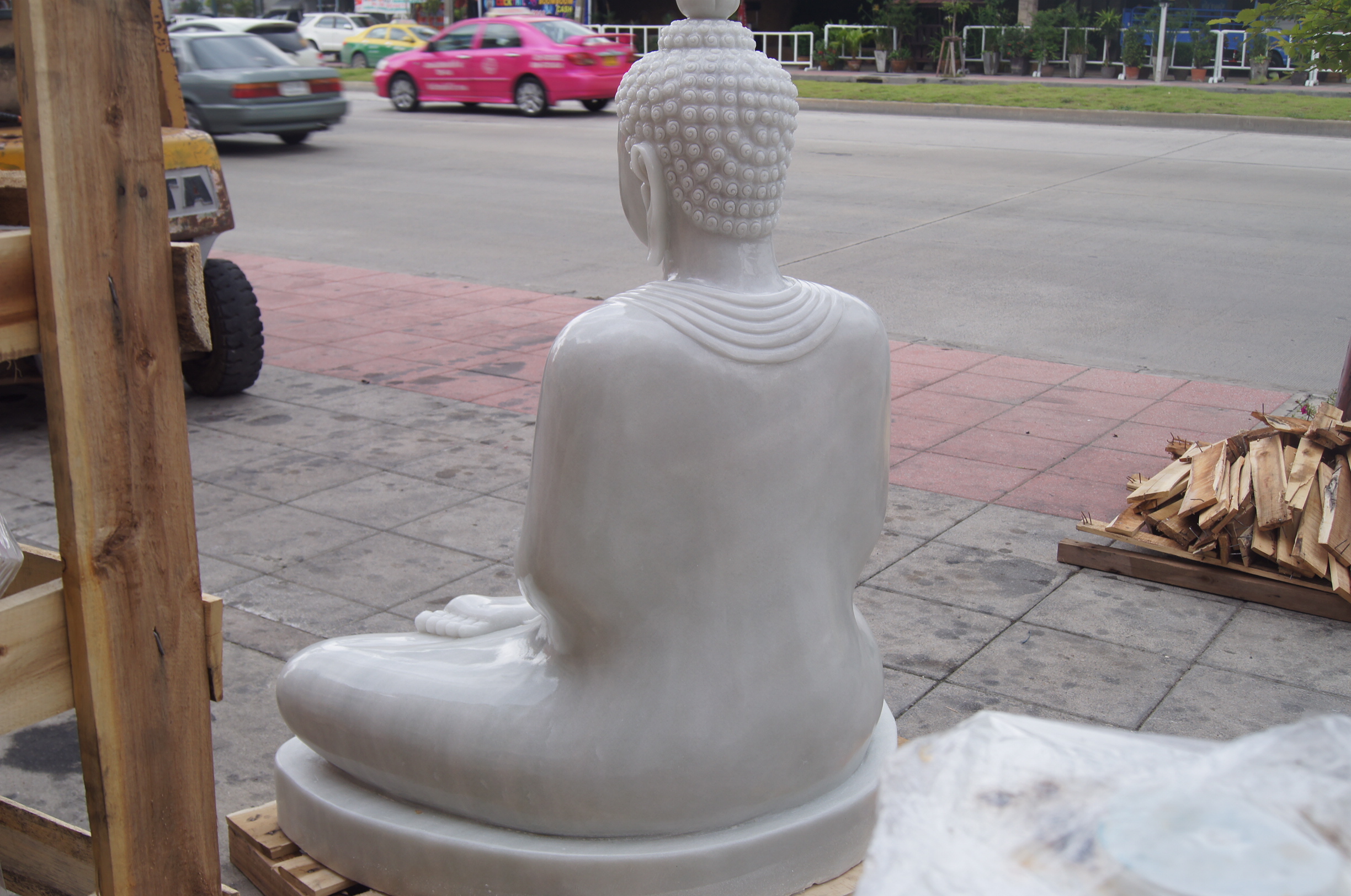 พระ แกะสลักจากหินอ่อน หน้าตัก39นิ้ว