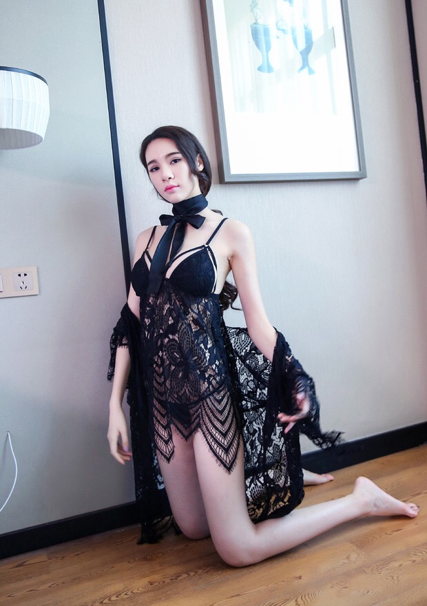 ชุดนอนเซ็กซี่ ชุดนอนแต่งลูกไม้ฉลุสีแดง สวยเซ็กซี่มากๆคะ