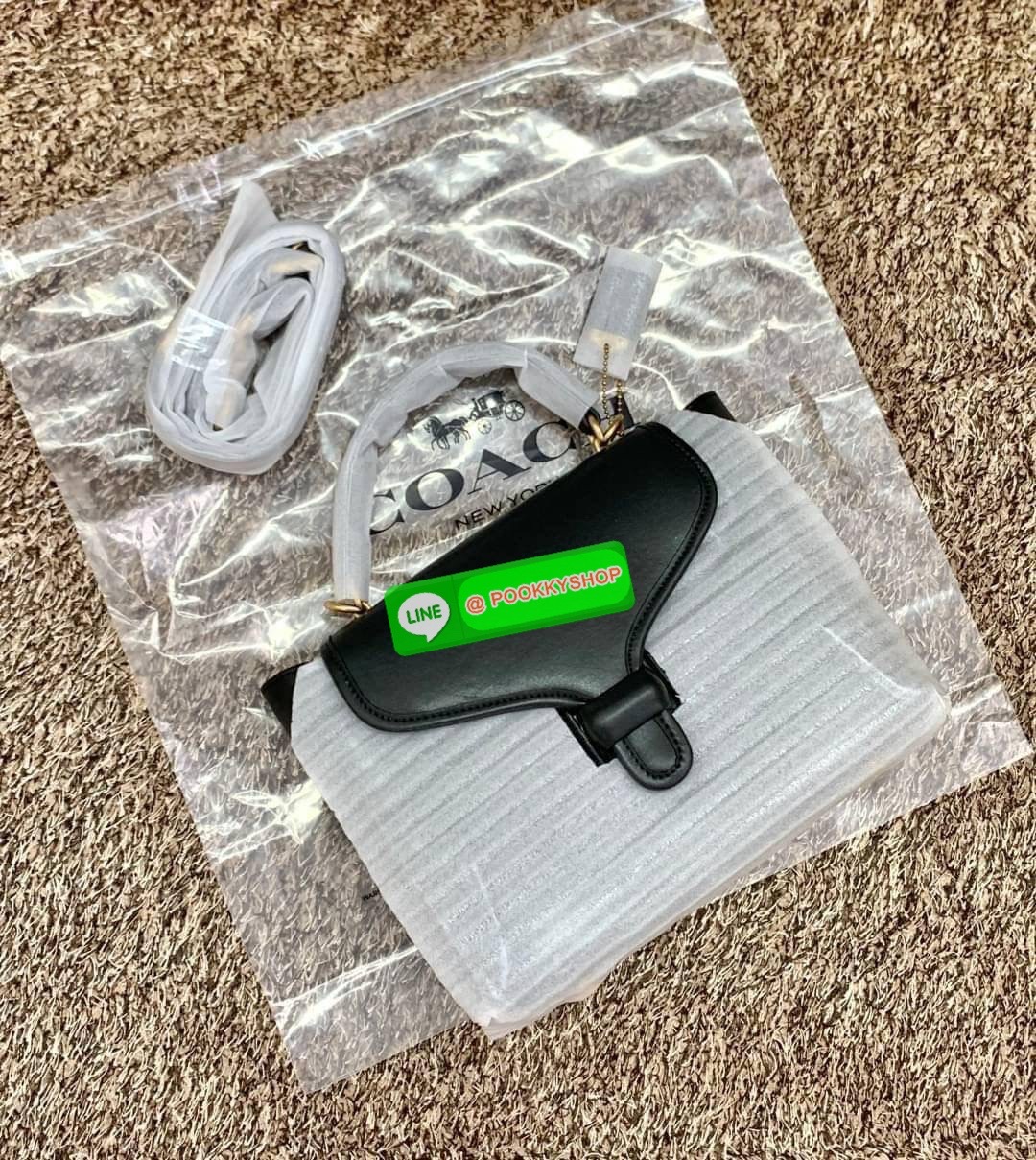 COACH COURIER CARRYALL 23 ((878)) ðĢāļāļĢāđāļāļĄāļŠāđāļ āļĨāļļāļāļāļđāđāļŪāļŠāļļāļāđ āļāļļāļāļ āļēāļāļāđāđāļāļīāļāļāđāļēāļāļāļāđāļēāļē! āļāļĢāļ°āđāļāđāļēāļŦāļīāđāļ§//āļŠāļ°āļāļēāļĒāđāļāļāļāļĢāļāļŠāļāļāļāļĩāđāļĢāđ āļŦāļāļąāļāđāļāđāļāļąāđāļāļāļĩāļāļĩāđāļŠāļļāļ āļāđāļģāļŦāļāļąāļāđāļāļē āļŦāļāļąāļāļāļīāđāļĄ āļŠāļąāļĄāļāļąāļŠāđāļĨāđāļ§āļŦāļĨāļāļĢāļąāļāđāļāđāļāļāļāļāđāļēāļēð ðšāļāļļāļāđāļāđāļāļāļāļāļĢāļļāđāļāļāļ·āļ āļĢāļđāļāļāļĢāļāļāļĩāđāļŠāļ§āļĒ āļŦāļĢāļđ āđāļĨāļ°āļŦāļāļąāļāļāļĩāđāļŠāļ§āļĒāļāļē