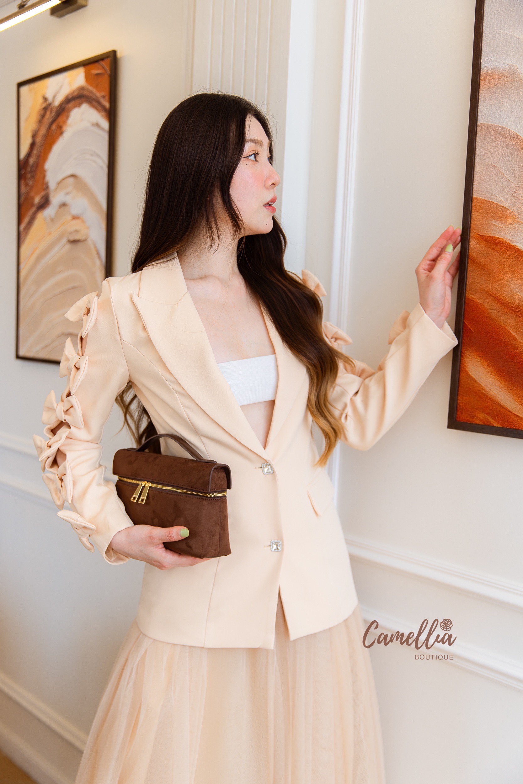 ชุดเซทแฟชั่น ชุดSet เสื้อBlazer แขนโบแต่งกระดุมเพชรด้านหน้า