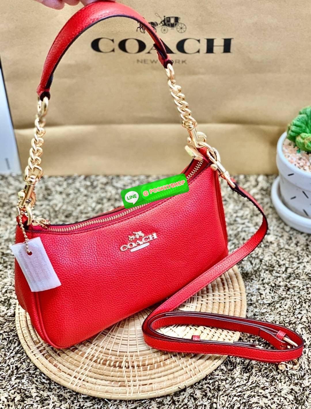 COACH TERI SHOULDER BAG ((CA173//CA209//CA548)) 🔹กระเป๋าทรงพอช ในรูปแบบหนังแท้ หนังนิ่มสวยมากค่ะ 🔹เปิดปิดกระเป๋าแบบซิป ภายในสามารถใส่กระเป๋าเงินใบยาวได้;มือถือได้ทุกรุ่น;พาสปอร์ตได้;มีช่องเล็กใส่ของจุกจิก และช่องเสียบบัตรให้อีก2ช่องนะคะ