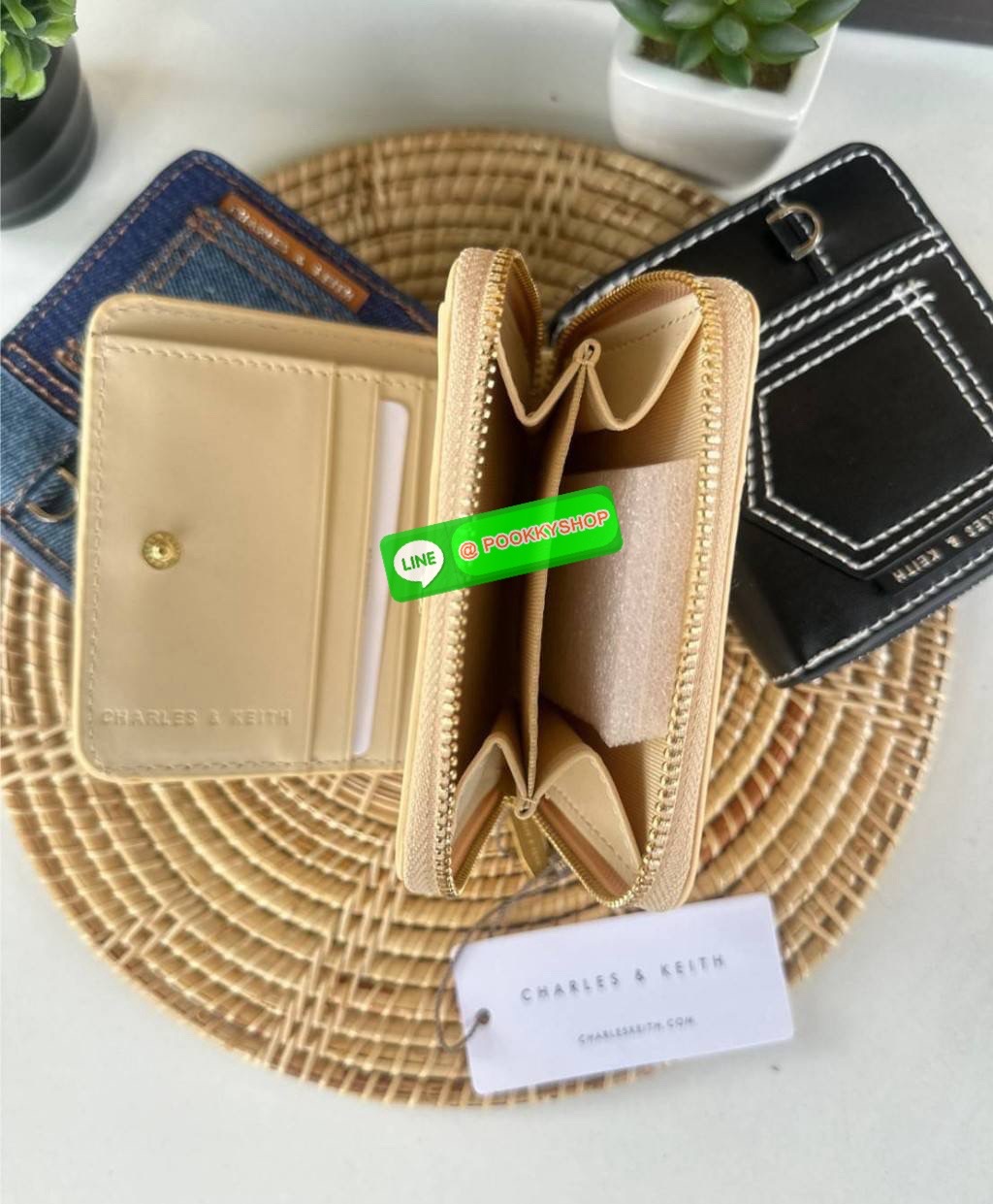 Charles&Keith แท้ Outlet ส่งฟรี กระเป๋าสตางค์ใบสั้น