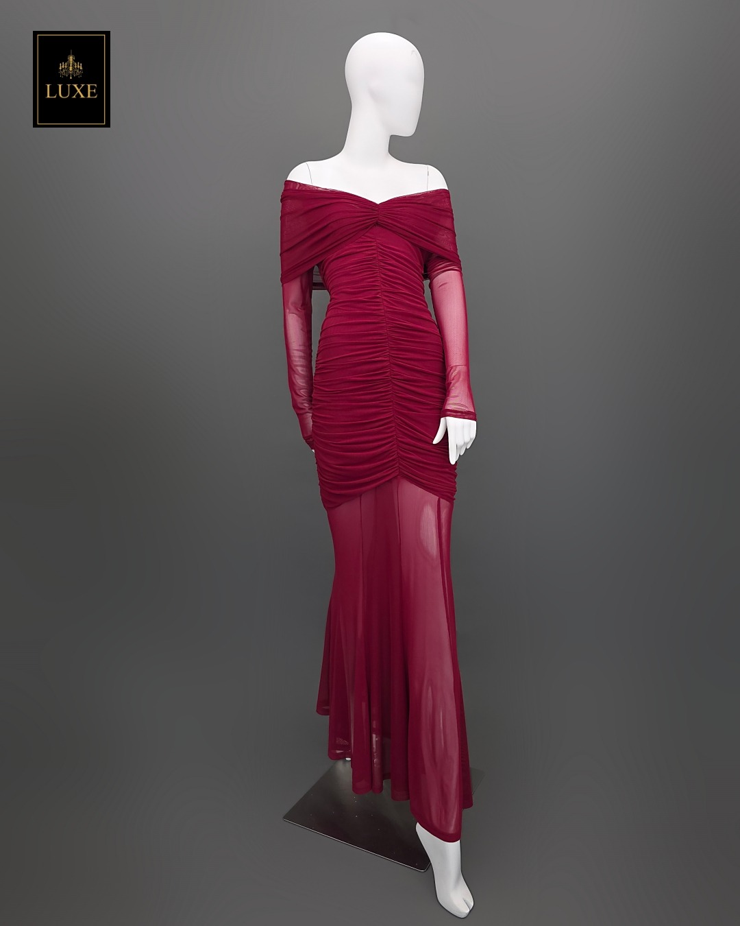 เดรสแฟชั่น แม็กซี่เดรส เสื้อแขนยาวเปิดไหล่ ดีเทลจับเดรป