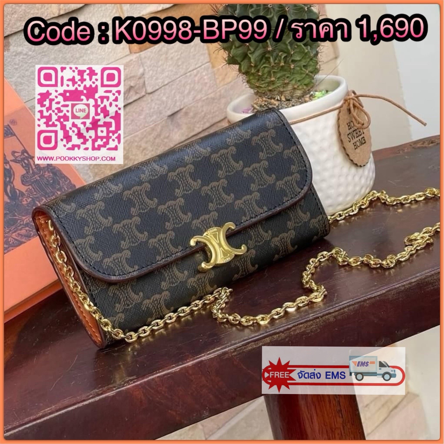 CELINE INSPIRED 2IN1 LONG WALLET ใครมีของที่ต้องจัดเก็บในปริมาณมาก จะต้องถูกใจกระเป๋าสตางค์ผู้หญิงใบนี้แน่นอน เนื่องจากมีช่องแยกย่อยสำหรับใส่ธนบัตร เหรียญ และบัตร รวมแล้วกว่า 10 ช่อง ให้คุณจัดเก็บของต่าง ๆ ได้เป็นสัดส่วน นอกจากนี้ ยังมีช่องใส่ของเบ็ดเตล็ด