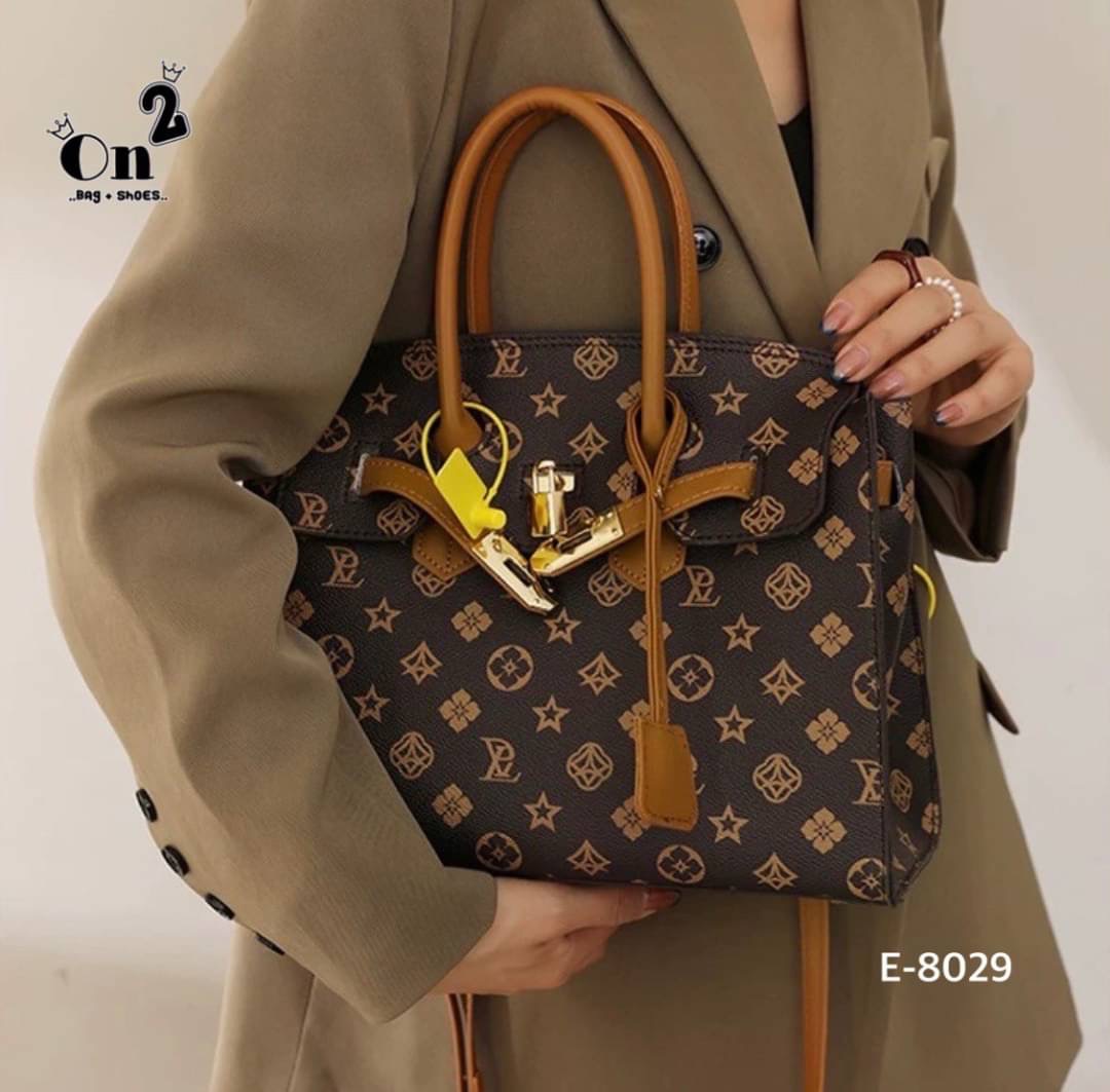 New arrivals กระเป๋าสะพายมาใหม่ ทรง Birkin งานสไตล์แบรนด์ เปิดหน้าอะไหล่ทอง สายสะพายยาวแบบครอสบอดี้