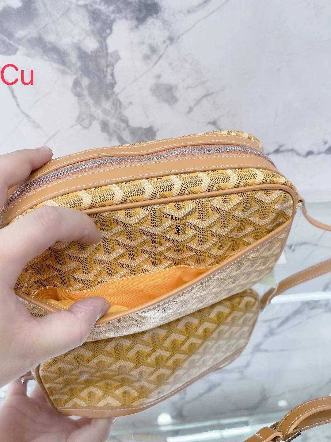 พร้อมส่งค่า Goyard S22 กระเป๋า camera Bag งานHiend คอลเลคชั่นล่าสุด เรียบเเต่หรู ชนชอป รุ่นนี้ใช้ได้ตลอดค่า