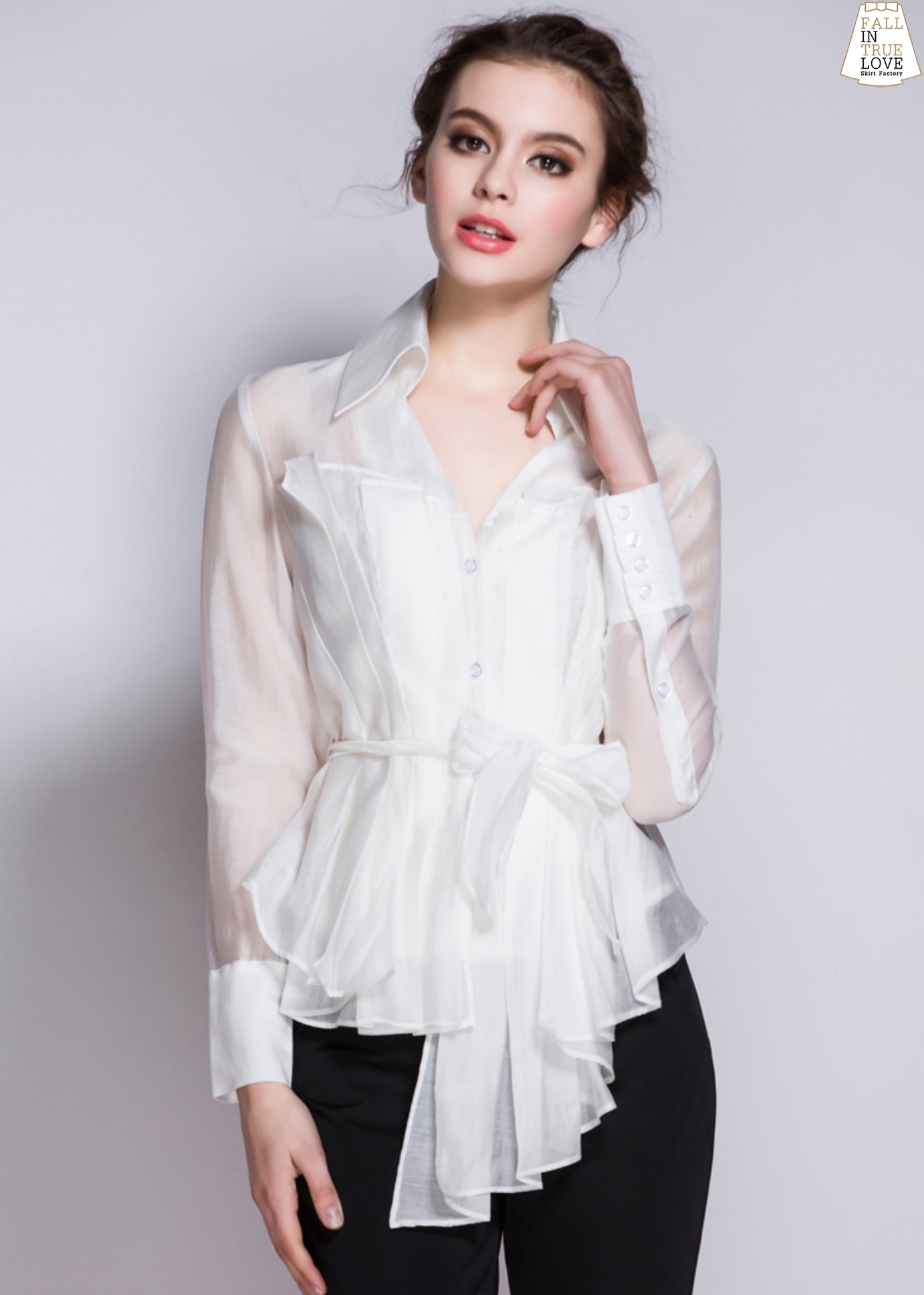 เสื้อแฟชั่น เสื้อเชิ้ตคอวีจับจีบทวิสต์ช่วงตัวรอบตัวหน้าหลังแบบเรียบหรู