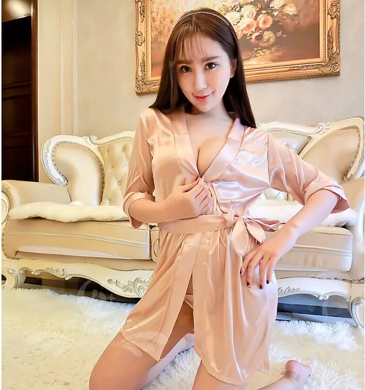 ชุดคลุมเซ็กซี่ ชุดคลุมนอน คลุมอาบน้ำ แต่งลูกไม้ปลายแขน +สายผูกเอว +G-string เข้าชุด